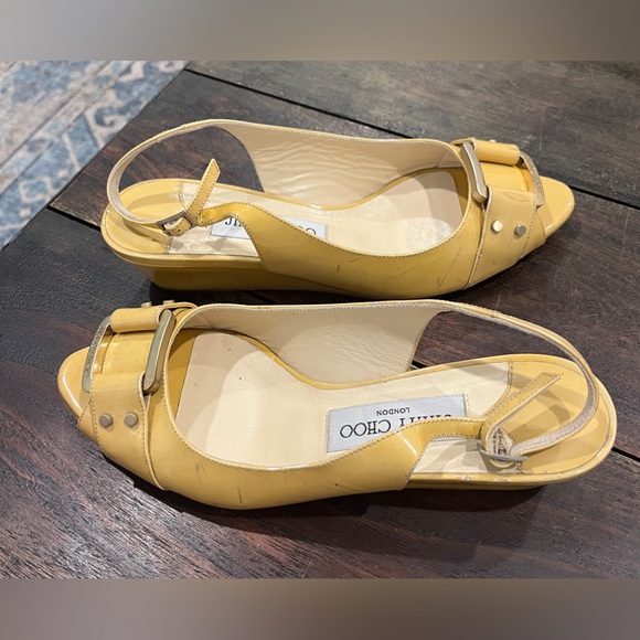 Jimmy Choo Yellow/ Gold Patent Leather wedge sandals size 37 or US 6.5 Vintage - Picture 2 of 5